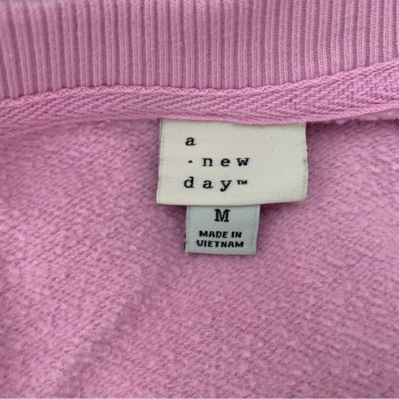 Women’s Pink A New Day Pleated Ruched Shoulder Sweatshirt | Size M - Picture 11 of 12